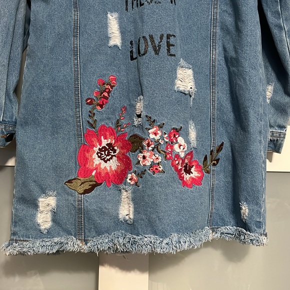 Haute Monde L.A designed distress long denim embroidery jacket sz L - Picture 9 of 9